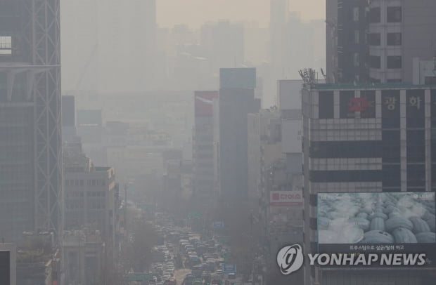 [날씨] 봄비 그치자마자…황사 내습에 미세먼지 기승