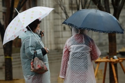 [내일 날씨] 오전엔 남부부터 비…중부 미세먼지 나쁨