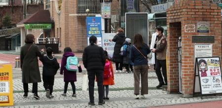 작년 초등학생 평균 92.3일만 등교…서울은 한달 반도 안돼