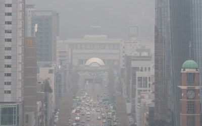 [내일날씨] 전국 구름 많고 포근…수도권 등 미세먼지 '나쁨'