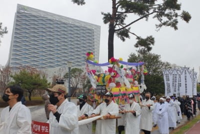 들끓는 민심…주말 LH 본사서 규탄 집회·차량 시위 잇따라