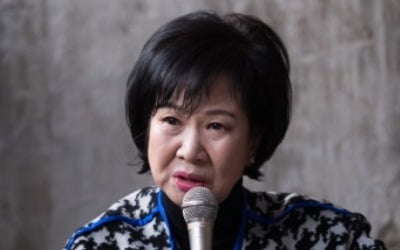 손혜원 "점입가경 민주당, 암담한 느낌"