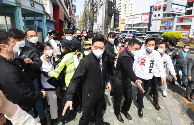 선거유세 펼치는 오세훈 후보