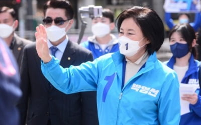 "한국 민주주의 지켰다"…생태탕집을 '의인'으로 띄운 與