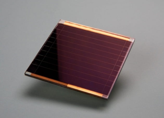 Korean researchers worked…  Renewing the highest efficiency of next-generation solar cells