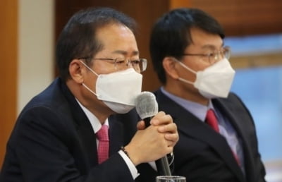 홍준표 "탄핵 대선 이후 4년만의 승리…文, 주변 정리하라"