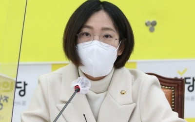 장혜영 "금융사 임원중 여성 7%뿐…금융권 유리천장 공고"