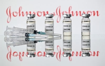 EMA "얀센 백신, 특이 혈전 희귀 사례 관련 가능성 발견"