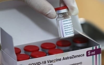 [속보] EMA "AZ 백신, 이점이 위험성 능가 여전"