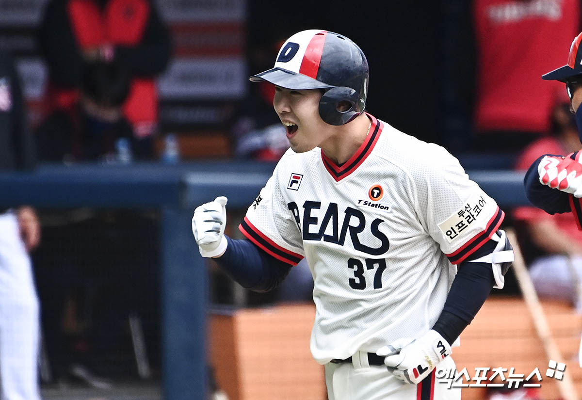 &#39;박건우 역전 스리런&#39; 두산, KIA 4-1 꺾고 시즌 첫 승 [잠실:스코어]