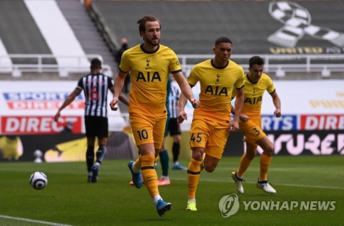 ‘손흥민 복귀-케인 2골’ 토트넘, 뉴캐슬과 2-2 무… 5위 안착