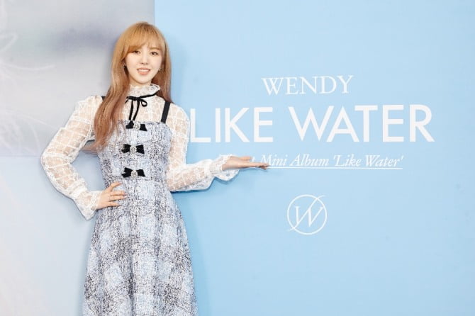 “솔로 데뷔 대성공” 레드벨벳 웬디, 첫 미니앨범 ‘Like Water’ 아이튠즈 전 세계 30개 국가 1위
