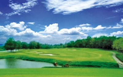 안달루시아 골프&타운하우스, 제주 골프장 12곳 이상 이용 가능