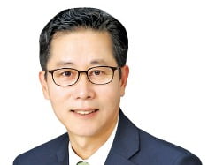 "디지털뉴딜 이끌 '데이터 댐' 사업 적극 키울 것"