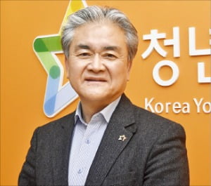 정범구 청년재단 신임 이사장 "경쟁에 지친 '고립청년' 사회진출 도와야죠"