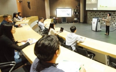 고려사이버대학교, 톱클래스 교수 270명이 620개 과목 온라인 강의