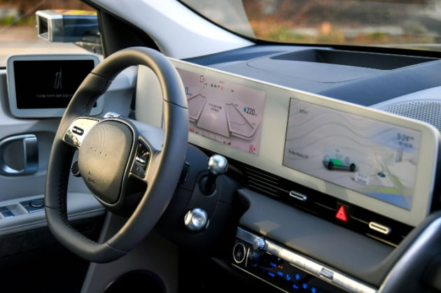 [시승기] “가볍게, 더 멀리”… 아이오닉5, 현대차가 내놓은 전기차 해답