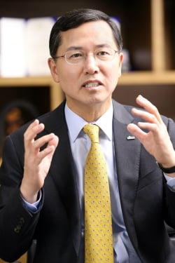 김석준 쌍용건설 회장, 15개월 만에 싱가포르 현지 점검 