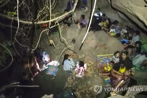 미얀마 10개 소수민족 반군 "국민과 함께"…유혈 진압 비판