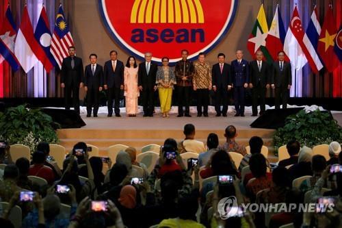 아세안 의장국 브루나이 "미얀마 사태 논의할 정상회담 준비"