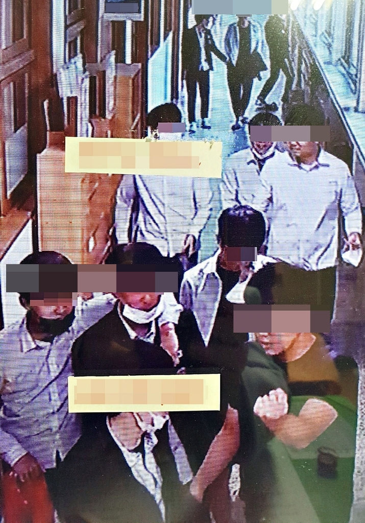 '마스크 안 쓰거나 턱스크' 집단 감염 대전 학교방역 구멍