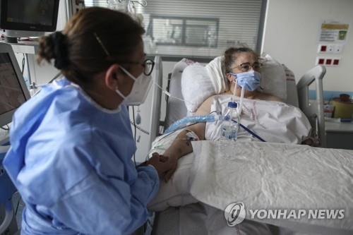 터키, 신규 확진자 이틀째 5만5천명…확산세 지속