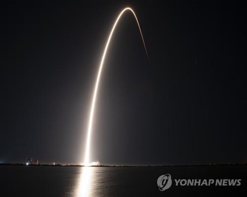 우주선 폭발해도 돈 몰리는 스페이스X…두 달간 1조3천억원 조달