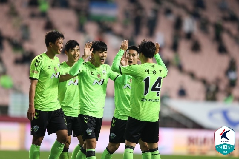 22득점 전북 vs 4실점 성남, 어디가 더 셀까…18일 맞대결