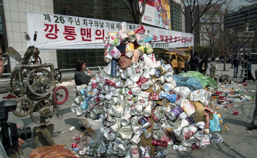 [사진톡톡] '침묵하지 않는 봄'을 위하여