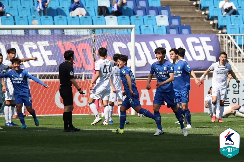 '김건희·강현묵·정상빈 골 맛' 수원, 울산에 3-0 완승