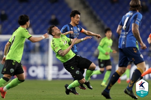 '소문난 잔치' 울산-전북, 시즌 첫 대결서 4년 만의 0-0 무승부(종합)