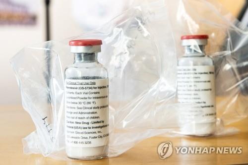 '확진자 폭증' 인도 치료제·산소통 품귀…"암시장 가격 몇배로"