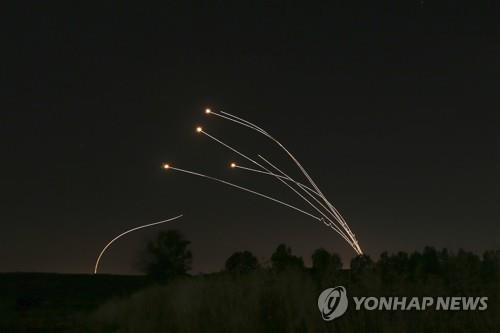 로켓포 공격받은 이스라엘, 팔' 가자지구 어업수역 봉쇄