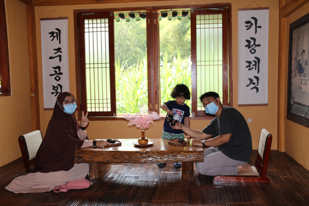 [르포] 인도네시아 한옥마을 직접 가보니…"구글 검색만으로 뚝딱"