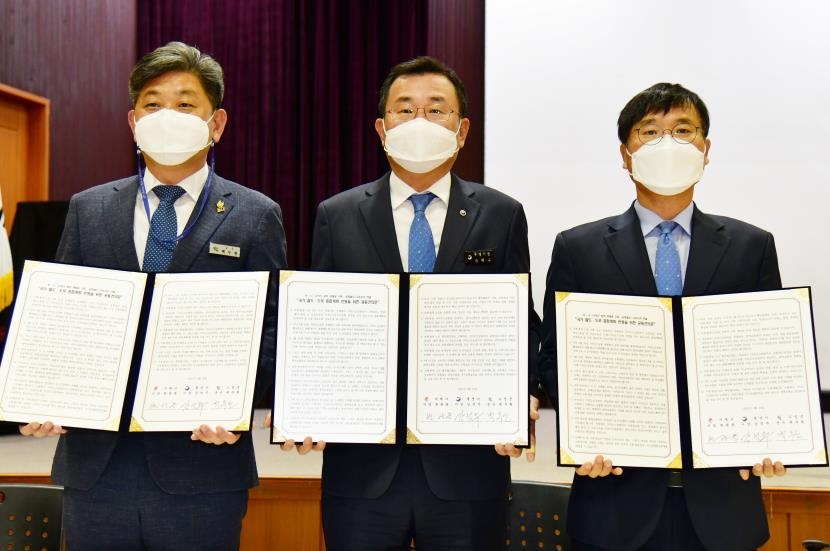 "가덕신공항까지 광역교통망 연결해야"…경남 3개 지자체 건의