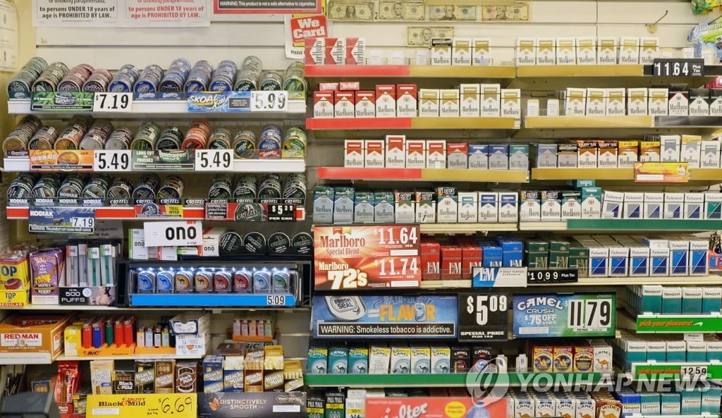 "미국 모든 담배, 니코틴 감축 의무화 방안 검토"