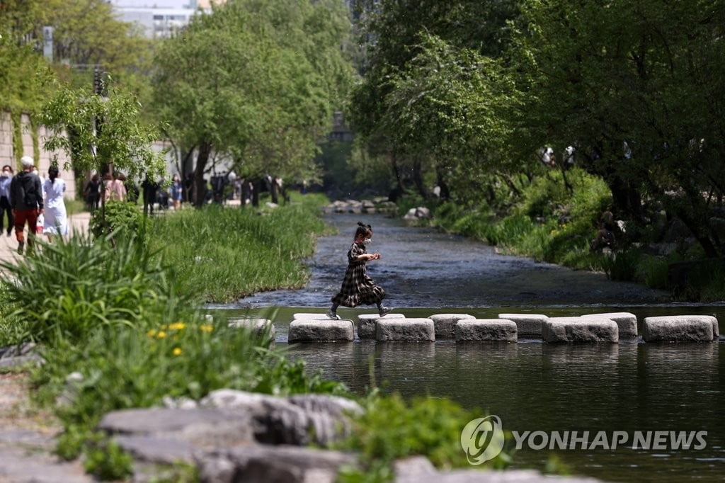 내일 낮기온 25도 이상…미세먼지는 `나쁨`