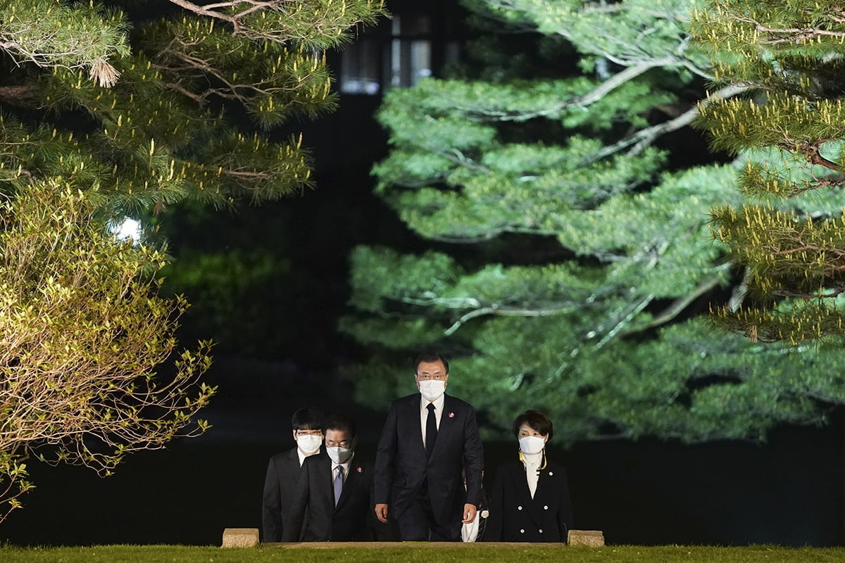 문 대통령은 한국시간으로 22일 밤 9시부터 화상으로 개최된 기후정상회의에 참석했다. (청와대 제공)