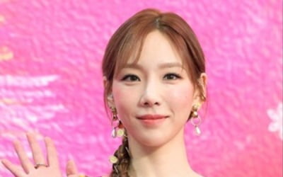 태연 "인간관계=평생 숙제, 사이버 가수" 팬들과 공감 소통