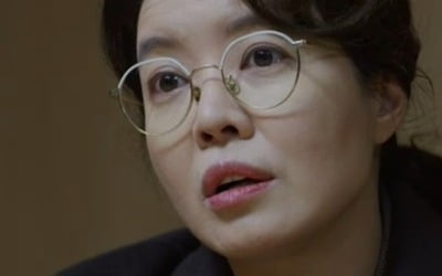 '빈센조' 김여진, 송중기 숨통 조이는 '최강 빌런'