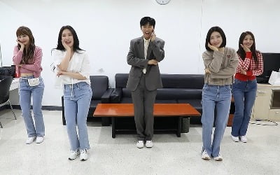 임영웅, 브레이브걸스 만나 댄스 파티…대기실서 '롤린' 재현 ('전참시')