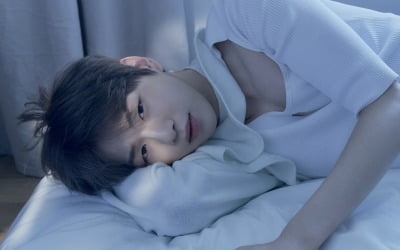 강다니엘의 '컬러'로 물들었다