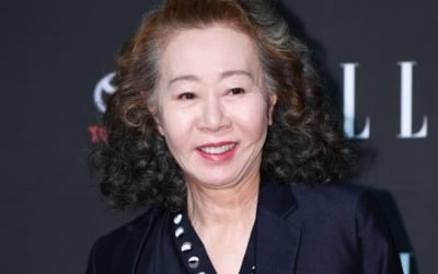 美 골드더비 "윤여정, 아카데미 여우조연상 유력"