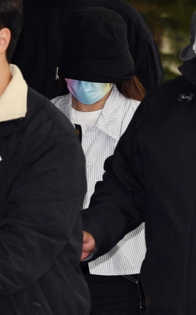 [TEN 포토] 트와이스 나연 '무지개 마스크가 포인트'
