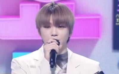 강다니엘, 코로나19 음성 판정→1위 트로피 ('인기가요')