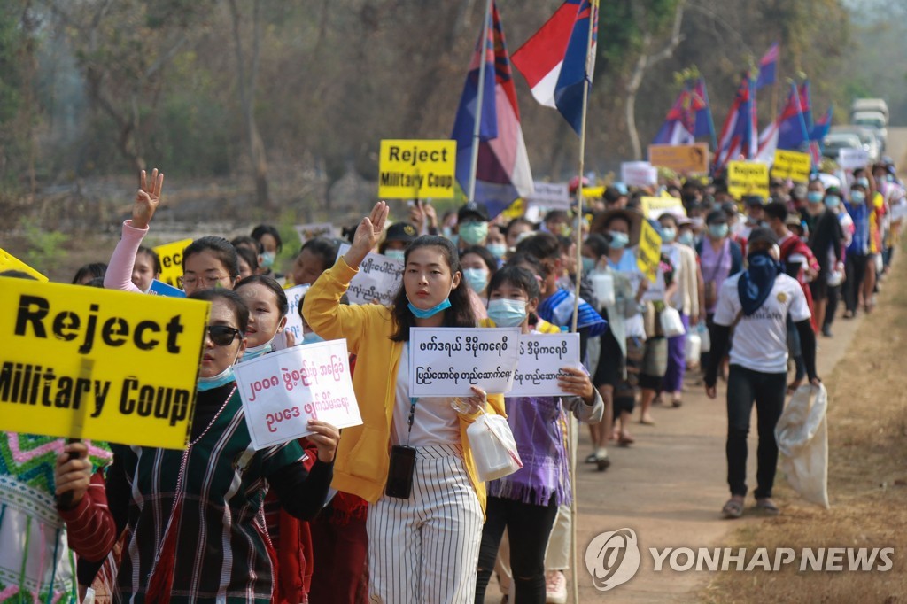 유엔 미얀마 특사 "내전 가능성 커져…대학살 목전에"