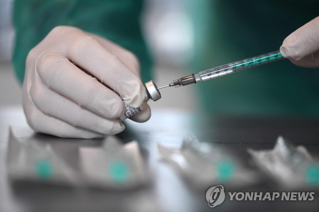 독일 일반의원 개시후 하루 65만명 접종 신기록…속도 2배로↑