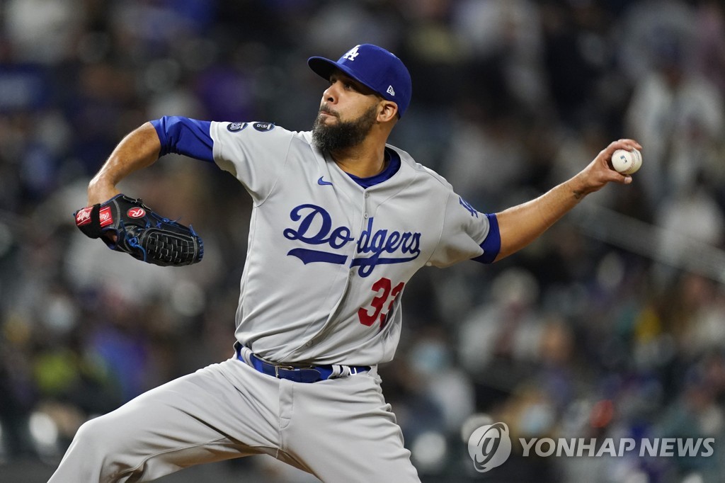 MLB 다저스 바워, 7회 노히트 깨진 뒤 홈런 2방에 4실점