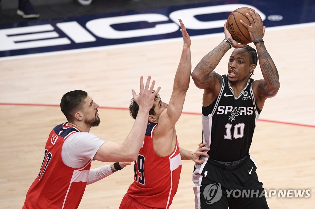 NBA 뉴욕 10연승, 피닉스가 막았다…워싱턴도 9연승 불발