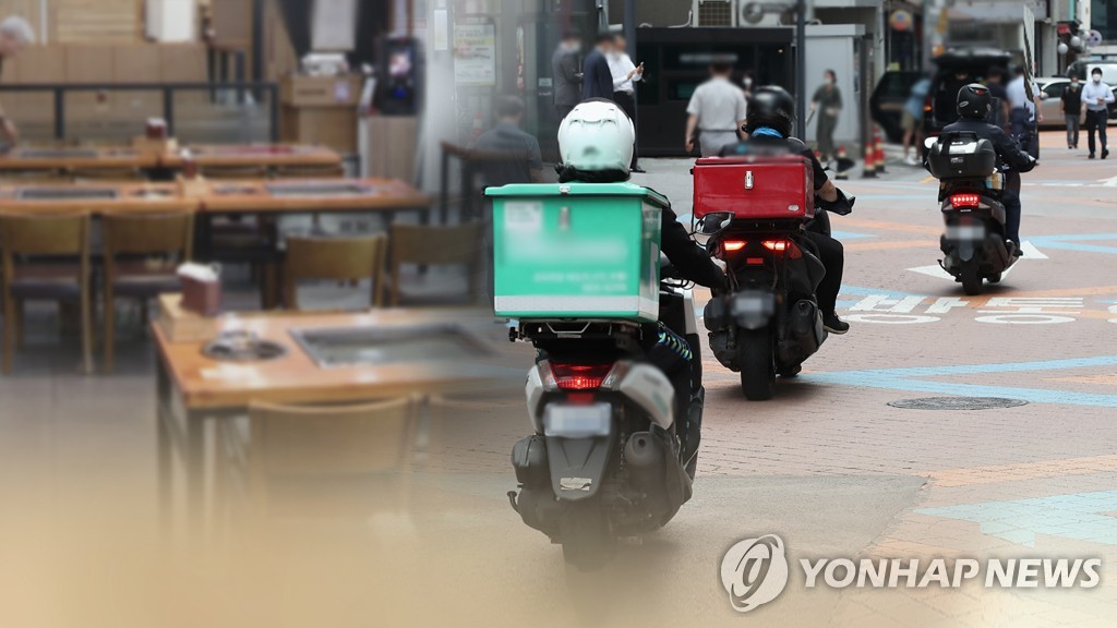 청소년 배달 라이더 최장 12시간 근무…경기도 제도개선 추진